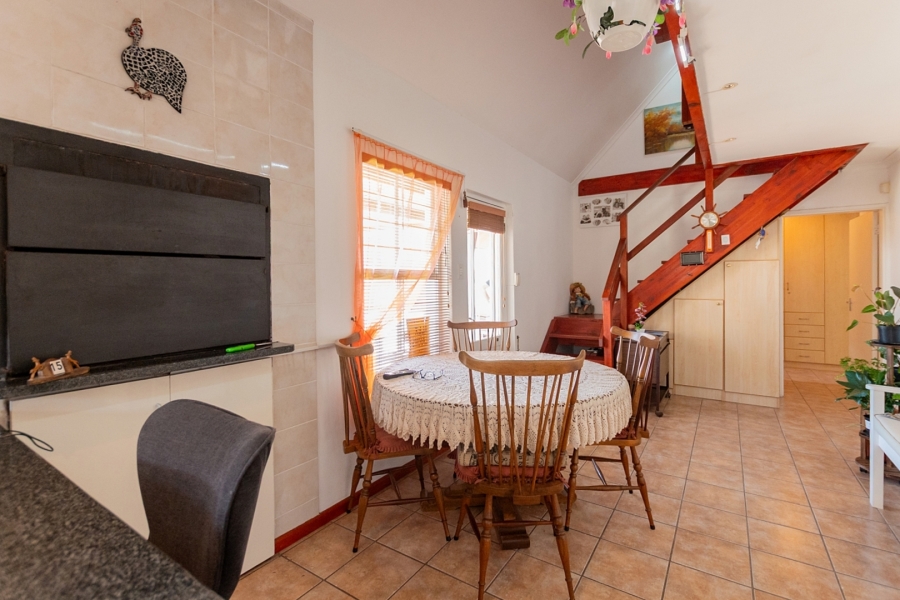 3 Bedroom Property for Sale in Skiathos Western Cape